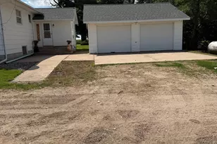 80658 400th St, Lewisville, MN 56060 - Photo 37
