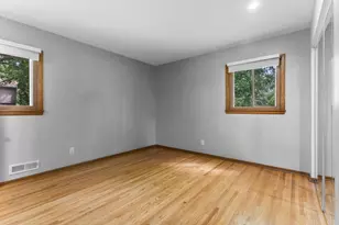 8460 Westbend Rd, Golden Valley, MN 55427 - Photo 23