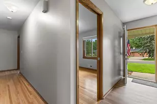 8460 Westbend Rd, Golden Valley, MN 55427 - Photo 13