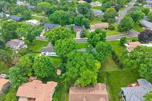 8460 Westbend Rd, Golden Valley, MN 55427 - Photo 55