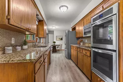 8460 Westbend Road, Golden Valley, MN 55427 - Photo 9
