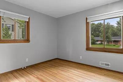 8460 Westbend Road, Golden Valley, MN 55427 - Photo 3