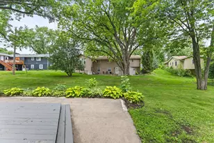 8460 Westbend Rd, Golden Valley, MN 55427 - Photo 53