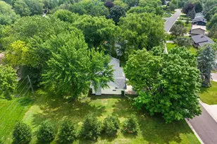 8460 Westbend Rd, Golden Valley, MN 55427 - Photo 61