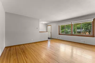 8460 Westbend Road, Golden Valley, MN 55427 - Photo 5