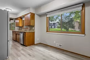 8460 Westbend Rd, Golden Valley, MN 55427 - Photo 31