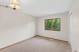 7910 W Park Hills Dr, Bloomington, MN 55438 - Photo 27