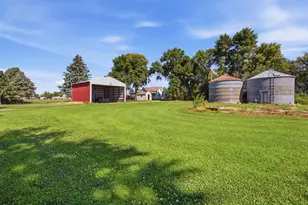 82140 370th St, Olivia, MN 56277 - Photo 31