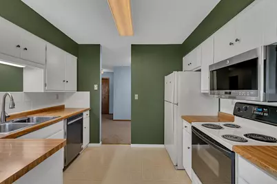 1553 14th Street SE, Saint Cloud, MN 56304 - Photo 3