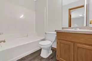 4746 N 6th St, Minneapolis, MN 55430 - Photo 11