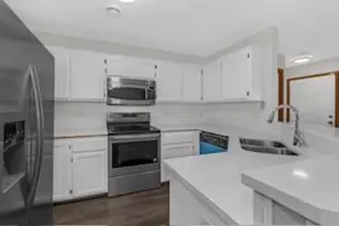 4746 N 6th St, Minneapolis, MN 55430 - Photo 7