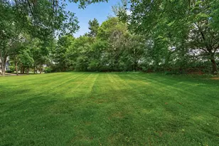 2597 Bedford Ct, Mendota Heights, MN 55120 - Photo 25