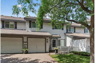 2597 Bedford Court #27, Mendota Heights, MN 55120 - Photo 23