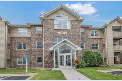 1341 Lake Drive W #B113, Chanhassen, MN 55317 - Photo 1