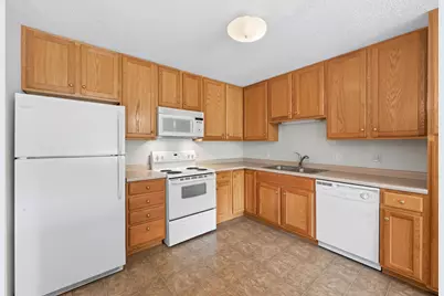 1600 Arundel Street #304, Saint Paul, MN 55117 - Photo 9
