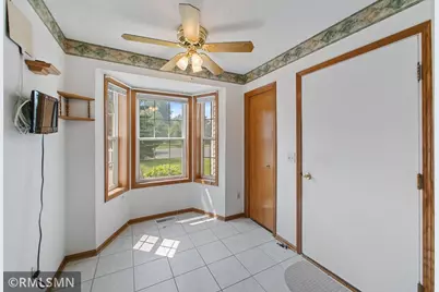 1522 4th Avenue E, Shakopee, MN 55379 - Photo 5