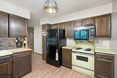 12629 Parkwood Drive, Burnsville, MN 55337 - Photo 9