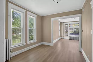 1136 Edgerton St, Saint Paul, MN 55130 - Photo 9