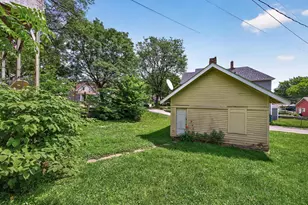 1136 Edgerton St, Saint Paul, MN 55130 - Photo 23
