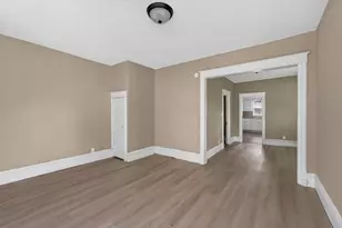1136 Edgerton St, Saint Paul, MN 55130 - Photo 7