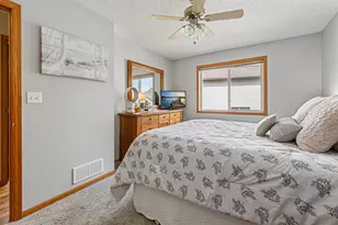 1006 24th Ave NW, Austin, MN 55912 - Photo 21