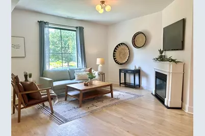 1301 Hewitt Avenue, Saint Paul, MN 55104 - Photo 7