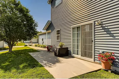 619 Pointe Court SW, Rochester, MN 55902 - Photo 3