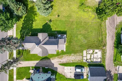 528 W Summit Avenue, Fergus Falls, MN 56537 - Photo 29