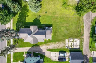 528 W Summit Ave, Fergus Falls, MN 56537 - Photo 29