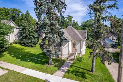 528 W Summit Avenue, Fergus Falls, MN 56537 - Photo 21