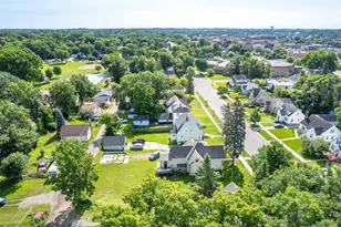 528 W Summit Ave, Fergus Falls, MN 56537 - Photo 23