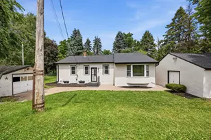 445 Lark Ave E, Maplewood, MN 55117 - Photo 19
