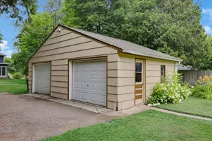 615 4th St N, Stillwater, MN 55082 - Photo 29