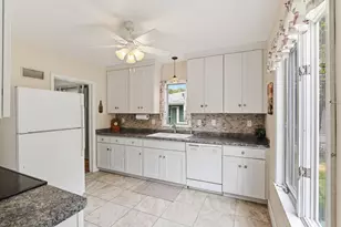 615 4th St N, Stillwater, MN 55082 - Photo 9