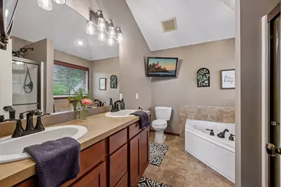 662 Jutland Avenue, Shakopee, MN 55379 - Photo 25