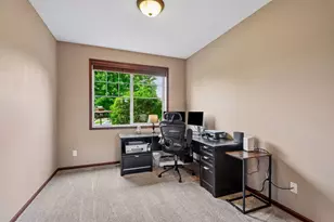 662 Jutland Ave, Shakopee, MN 55379 - Photo 11