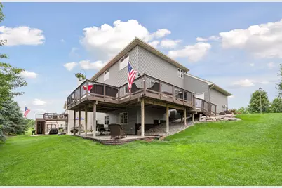 662 Jutland Avenue, Shakopee, MN 55379 - Photo 3