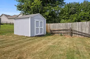5464 Golfview Cir N, Oakdale, MN 55128 - Photo 25