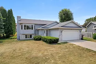 5464 Golfview Cir N, Oakdale, MN 55128 - Photo 1