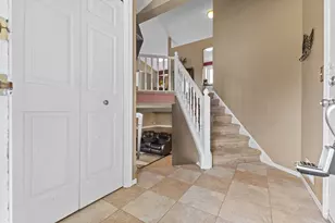 5464 Golfview Cir N, Oakdale, MN 55128 - Photo 3
