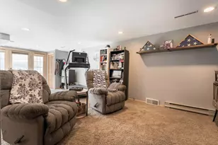 208 N Broadway, Fergus Falls, MN 56537 - Photo 21