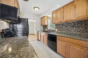 6400 14th Ave S, Richfield, MN 55423 - Photo 9