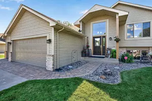 13825 Mallard Trail, Rogers, MN 55374 - Photo 3