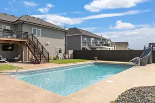 17838 Essex Ln, Lakeville, MN 55044 - Photo 9