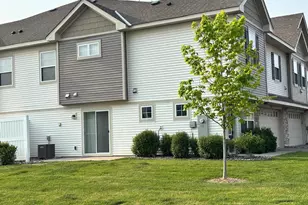 7219 Elmo Ct, Hugo, MN 55038 - Photo 3