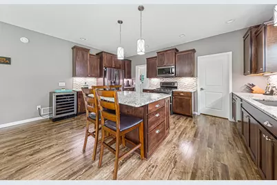 135 Stoneridge Lane NE, Owatonna, MN 55060 - Photo 9