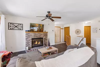 10270 Arrowwood Drive, Eden Prairie, MN 55347 - Photo 9