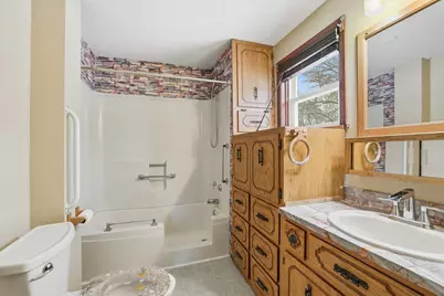 627 S Litchfield Avenue, Litchfield, MN 55355 - Photo 7