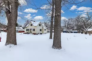 627 S Litchfield Ave, Litchfield, MN 55355 - Photo 11