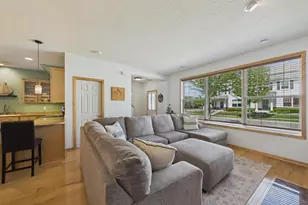 6612 Lamplight Dr, Albertville, MN 55301 - Photo 7
